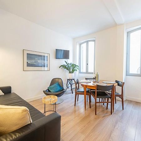 Belle Renovation Moderne Au Coeur Du Panier Apartment Marseille Luaran gambar