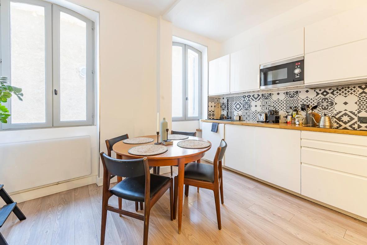 Belle Renovation Moderne Au Coeur Du Panier Apartment Marseille Luaran gambar